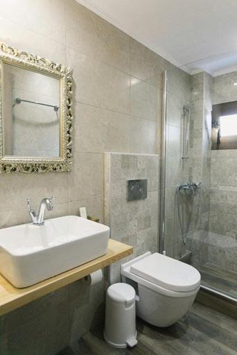 Frangeo Boutique Rooms Ασπροβάλτα Εξωτερικό φωτογραφία