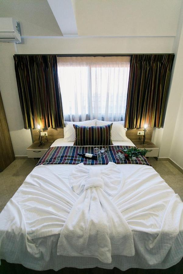 Frangeo Boutique Rooms Ασπροβάλτα Εξωτερικό φωτογραφία